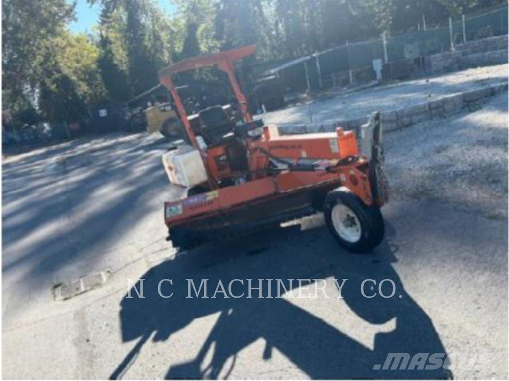 Lay-Mor SM300 Süpürgeler