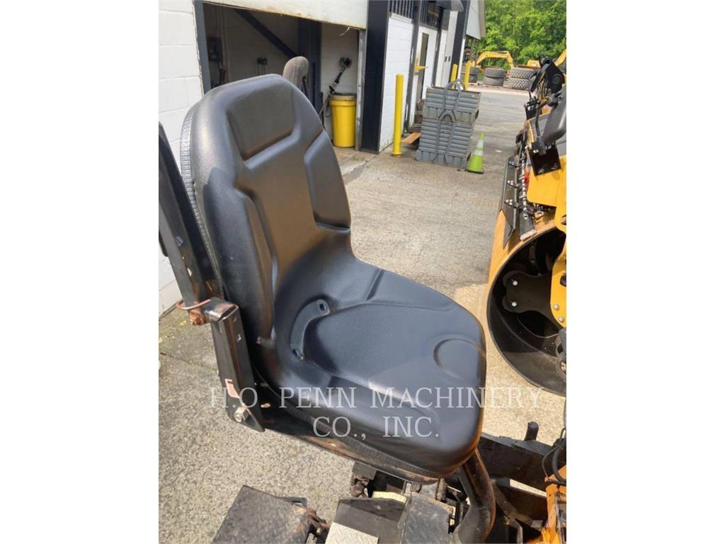 LeeBoy 8515 Asfalt sericiler