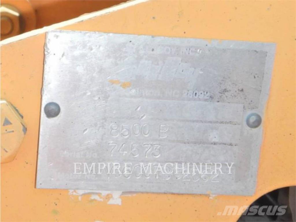 LeeBoy L8500B Asfalt sericiler