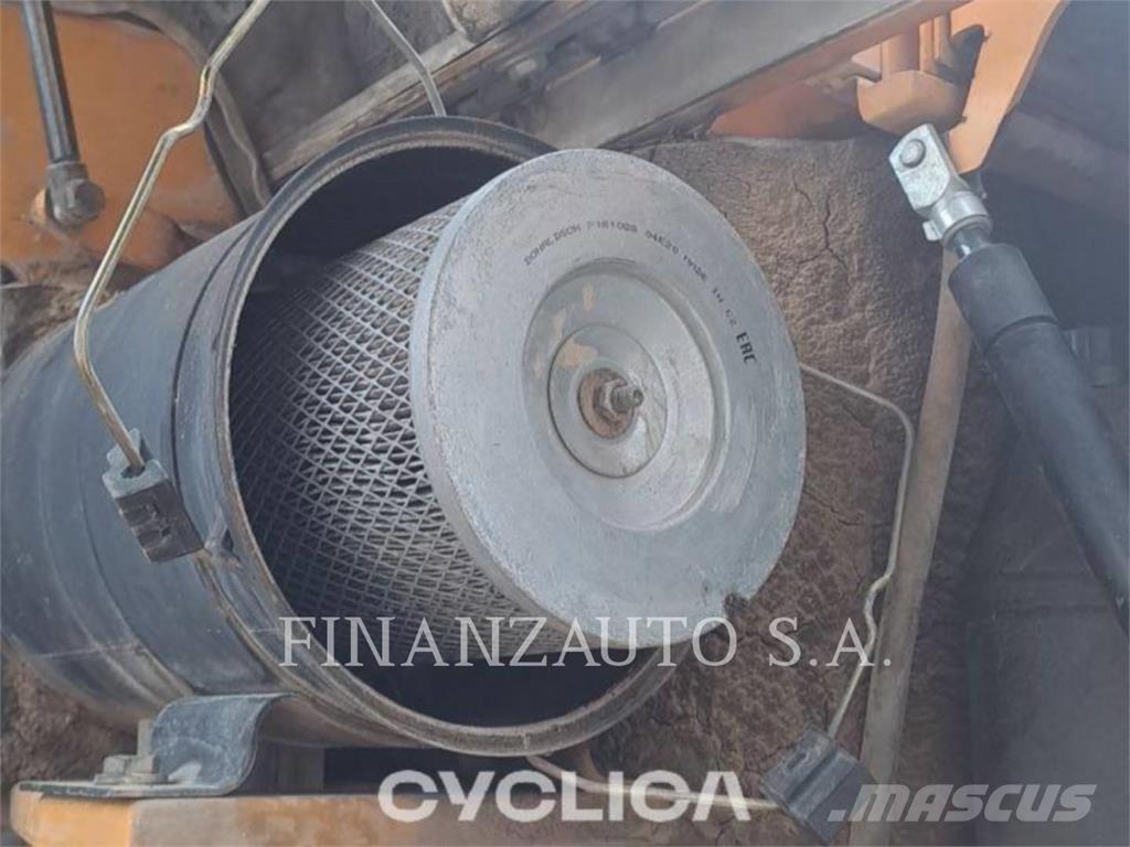 Liebherr A310B Lastik tekerli ekskavatörler