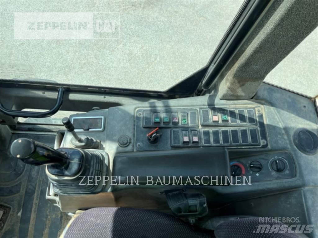 Liebherr L506 Tekerlekli yükleyiciler