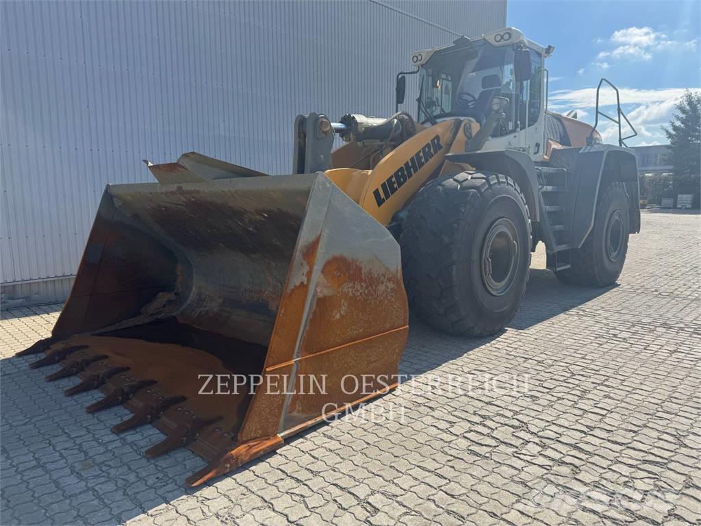 Liebherr L586 Tekerlekli yükleyiciler