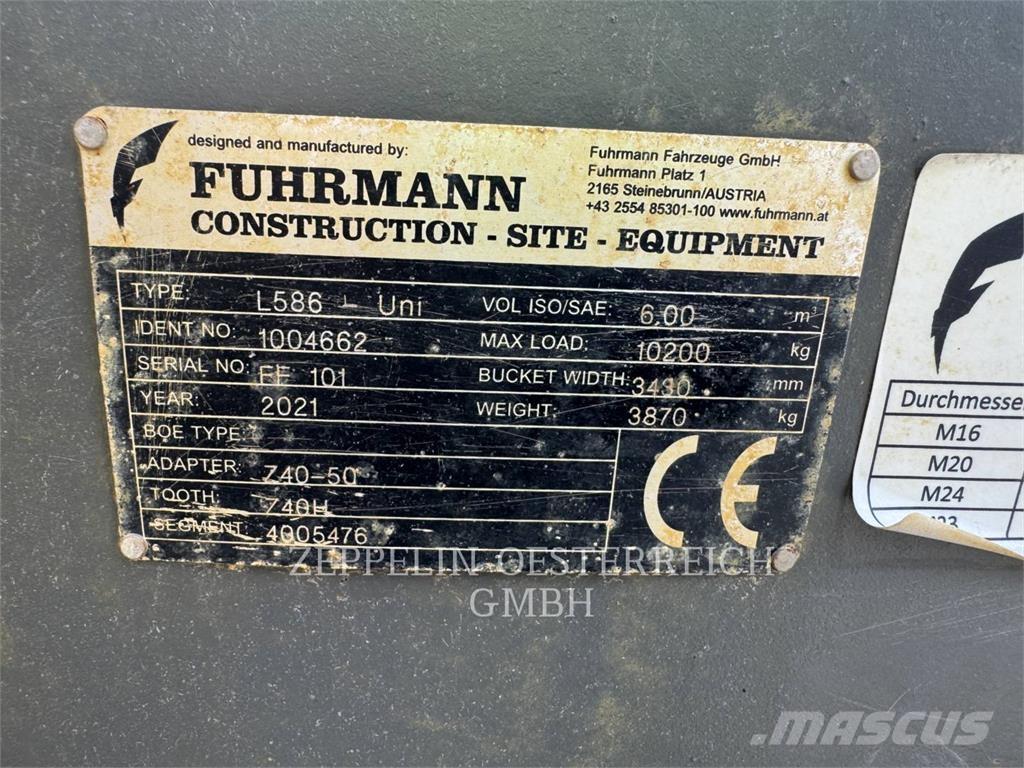 Liebherr L586 Tekerlekli yükleyiciler