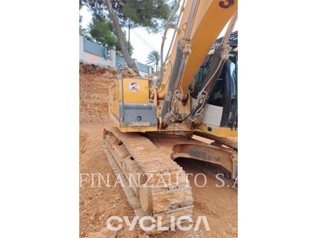 Liebherr R946 Paletli ekskavatörler