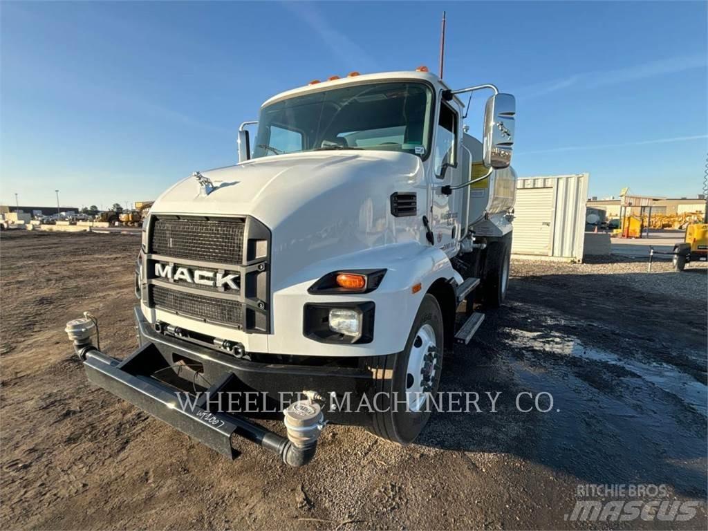 Mack WT2000 A Tankerli kamyonlar