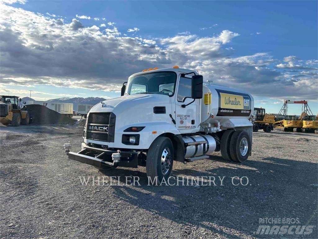 Mack WT2000 A Tankerli kamyonlar
