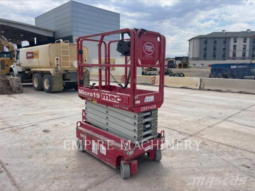 MEC MICRO 19 Körüklü personel platformları
