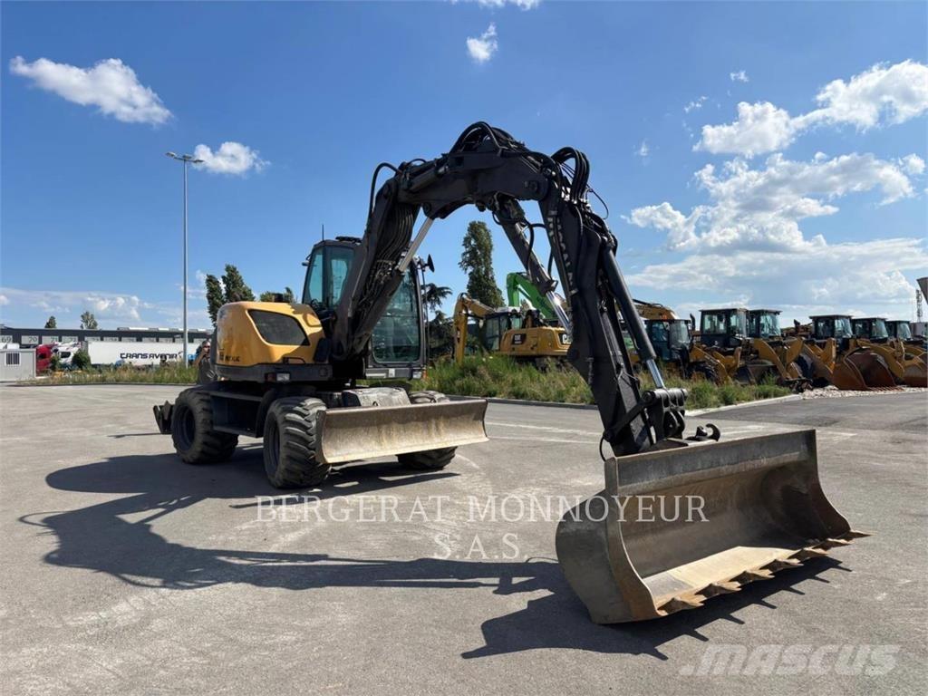 Mecalac 714MW Lastik tekerli ekskavatörler