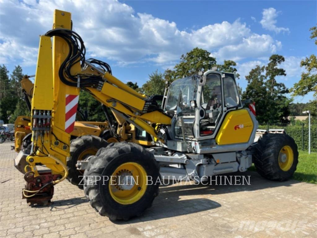 Menzi Muck A91 Lastik tekerli ekskavatörler