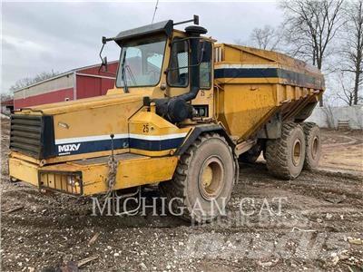 Moxy MT30 Belden kirma kaya kamyonu