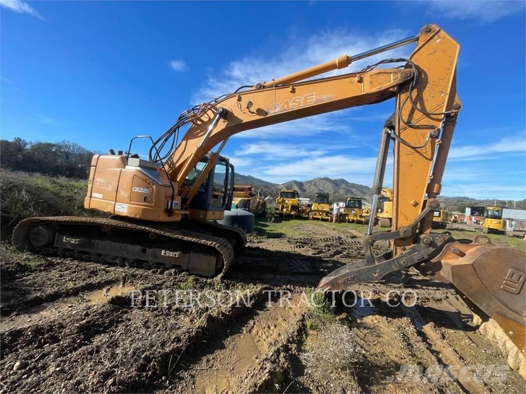 New Holland CX225 Paletli ekskavatörler