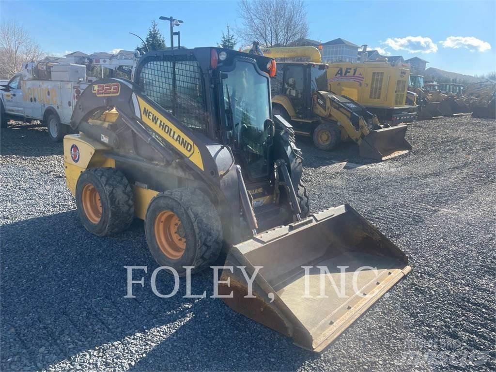 New Holland L223 Skid steer loderler