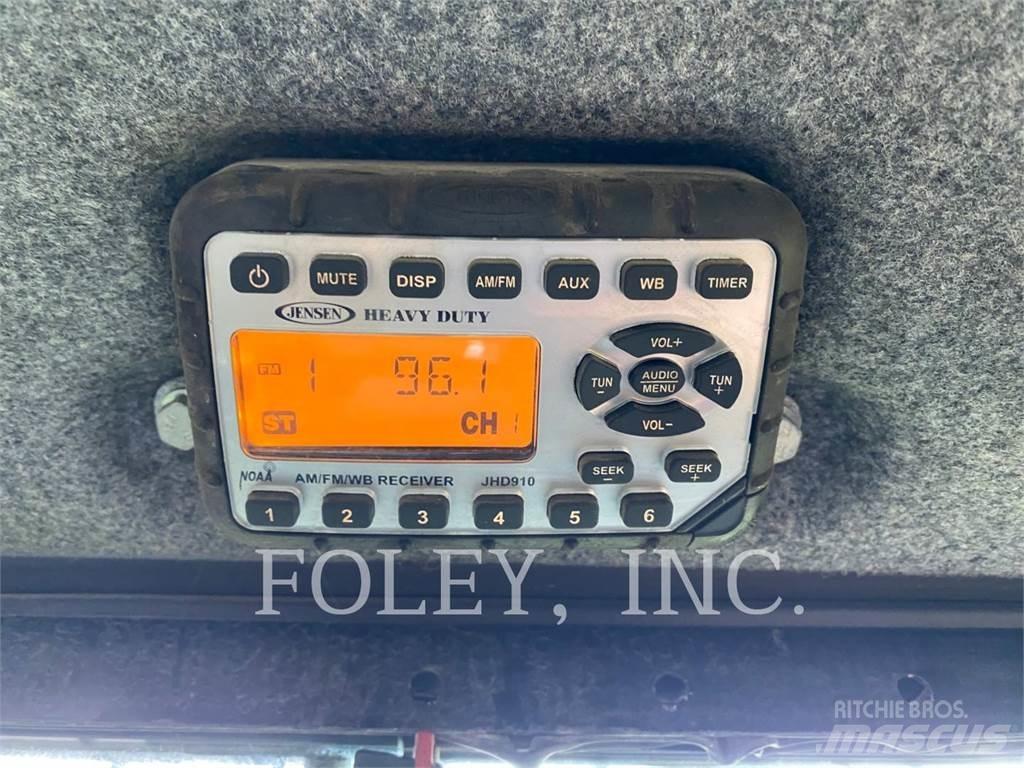 New Holland L223 Skid steer loderler