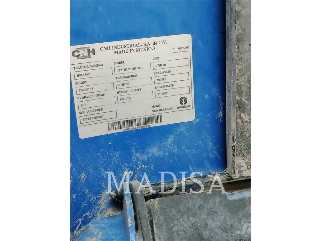 New Holland TB120 Traktörler