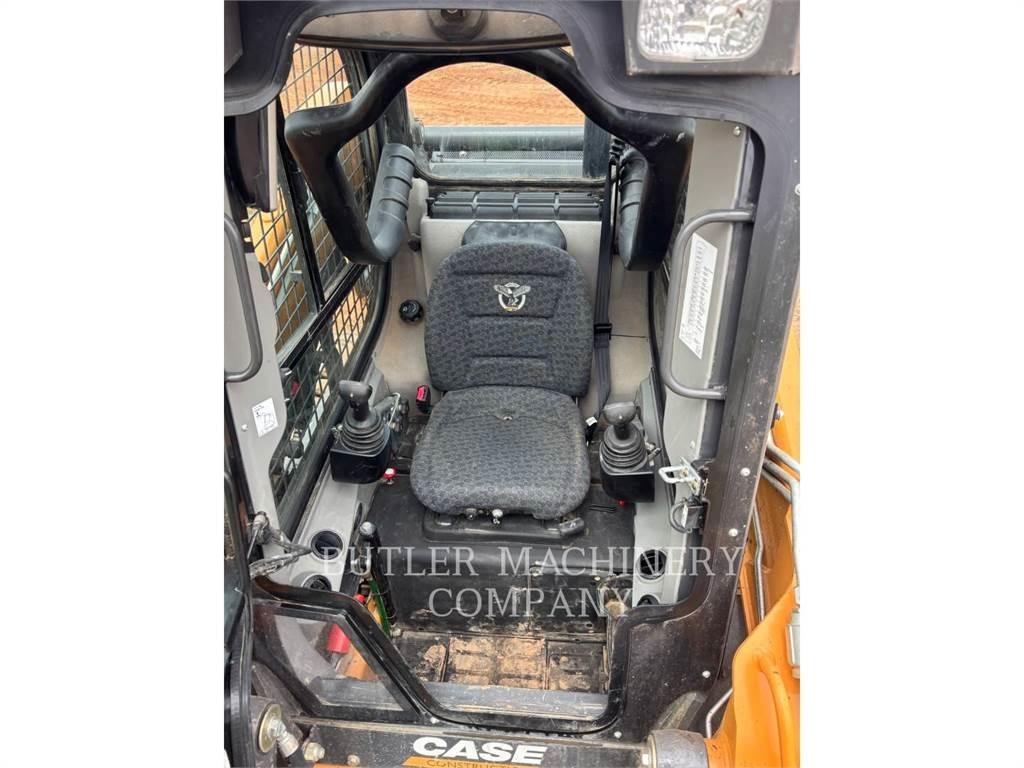 New Holland TV370B Paletli yükleyiciler