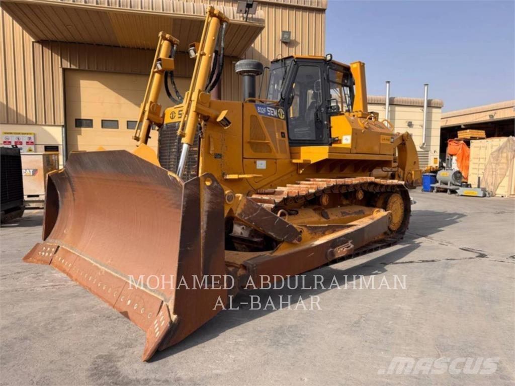 SEM MACHINERY SEM 832F Paletli dozerler