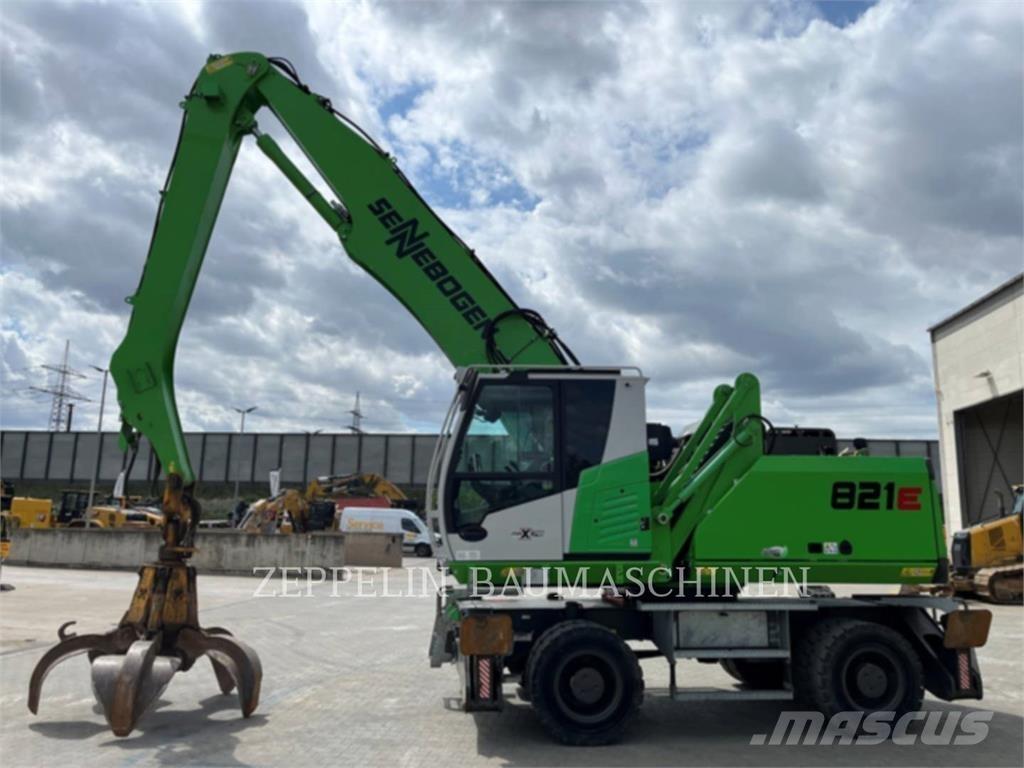 Sennebogen 821E Yıkım ekskavatörleri
