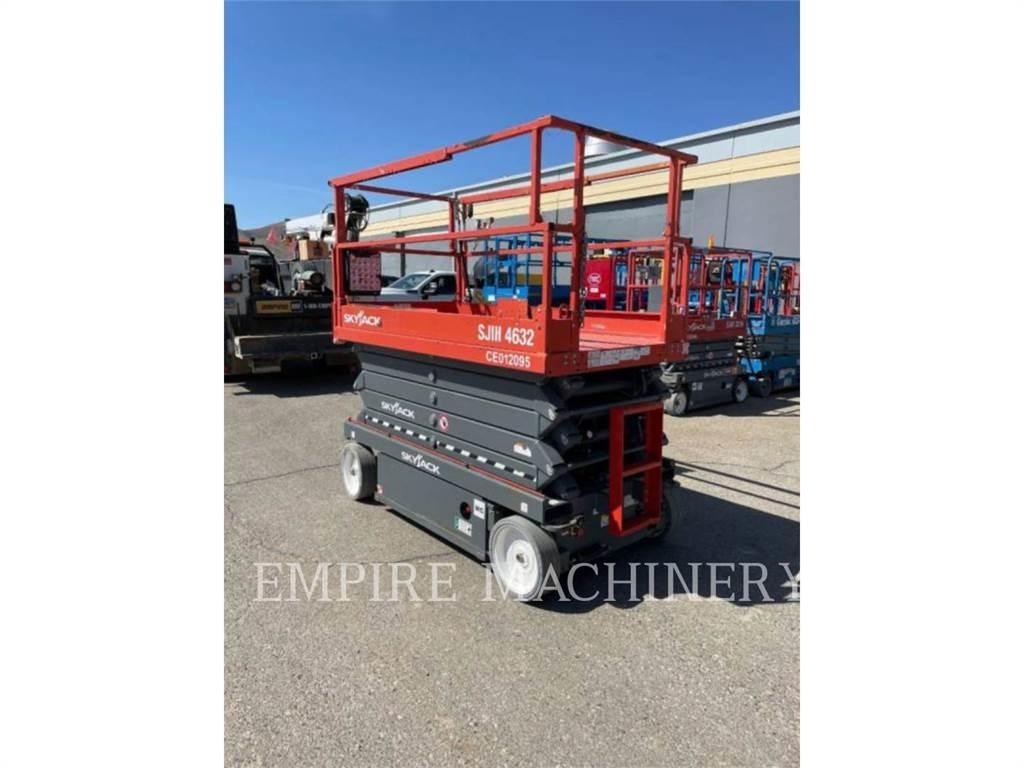 Skyjack 4632 Körüklü personel platformları