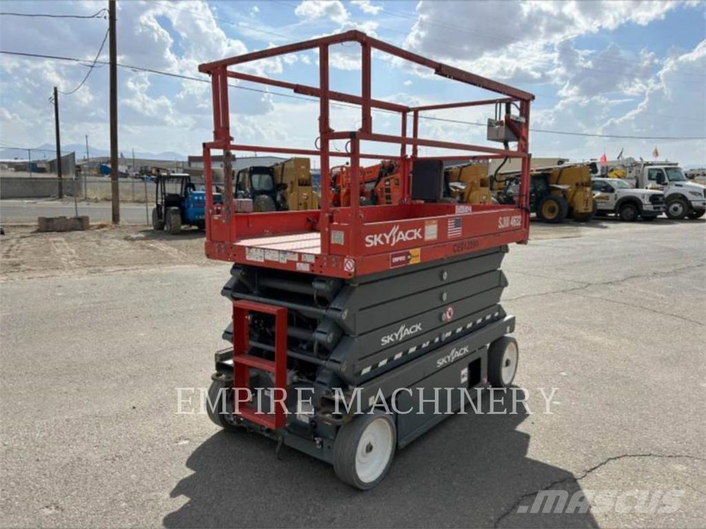 Skyjack 4632 Körüklü personel platformları