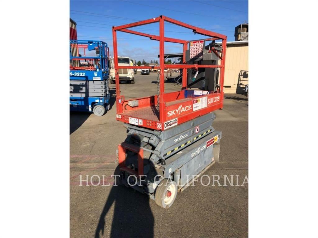 Skyjack SCISSOR 19 Makasli platformlar