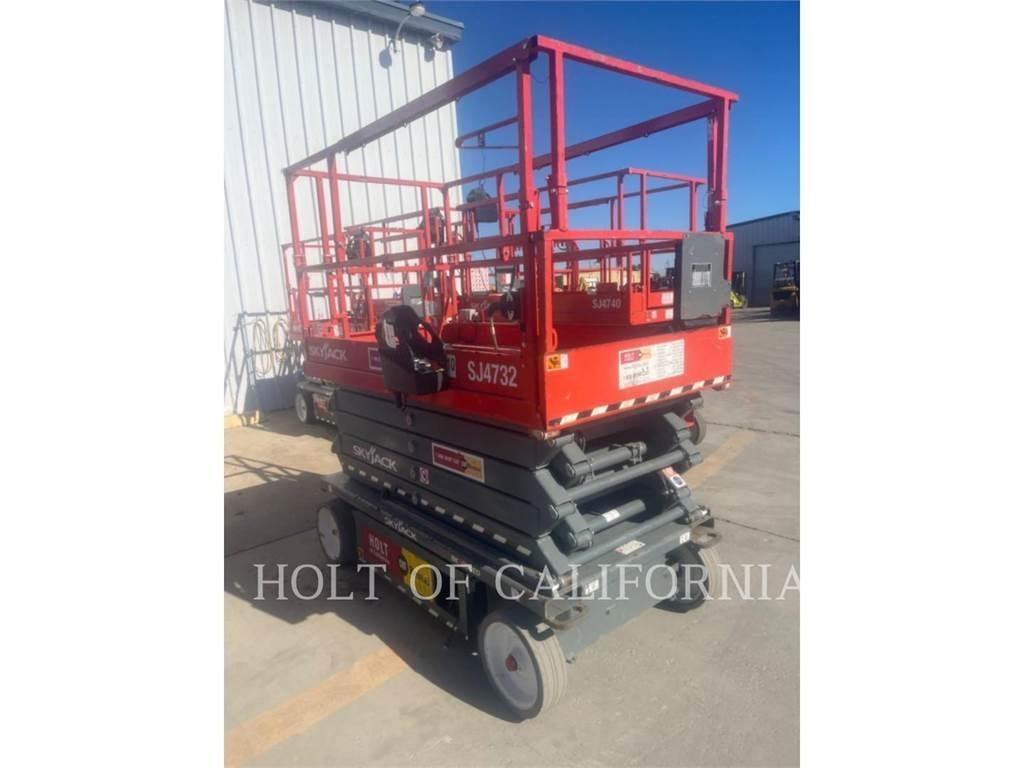 Skyjack SCISSOR32E Makasli platformlar