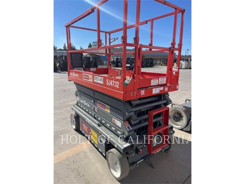 Skyjack SCISSOR32E Makasli platformlar