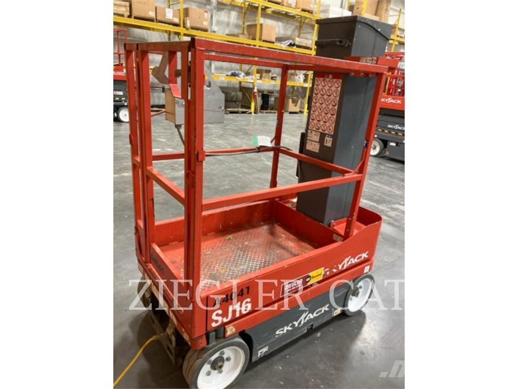 Skyjack SJ16 Makasli platformlar
