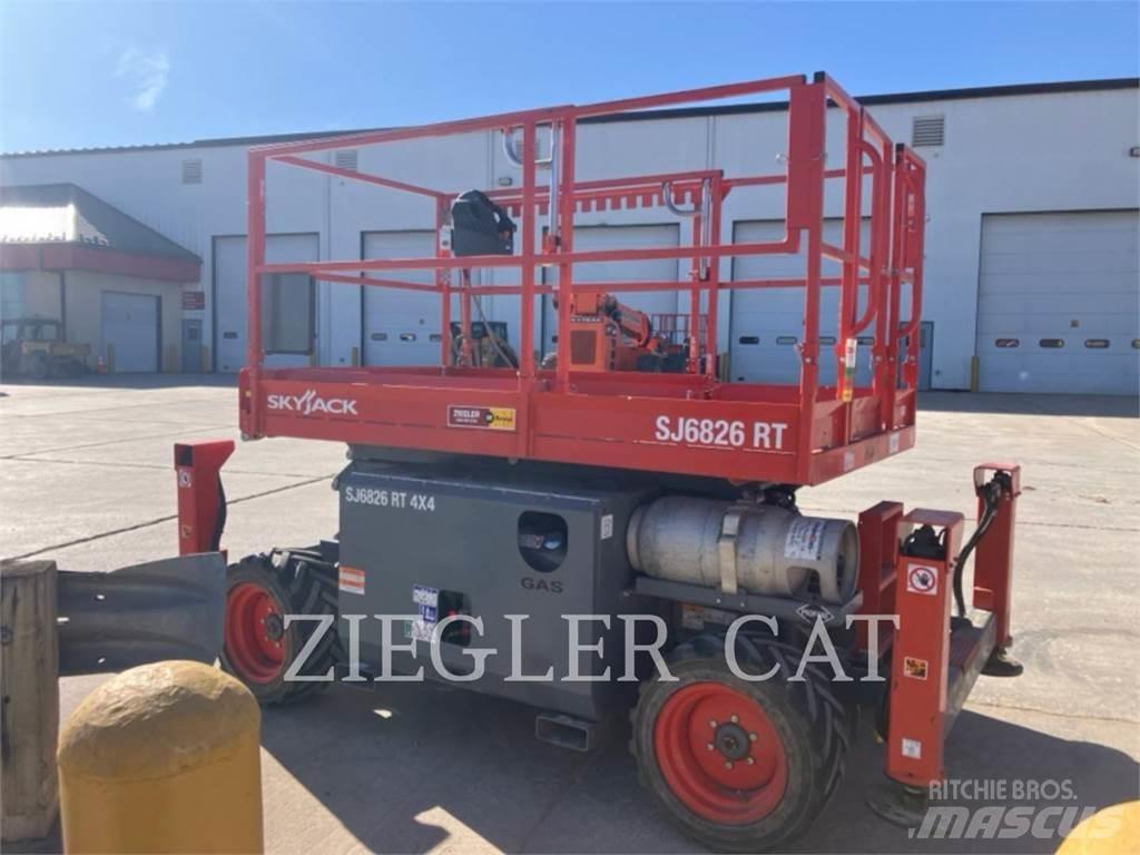Skyjack SJ6826RT Makasli platformlar