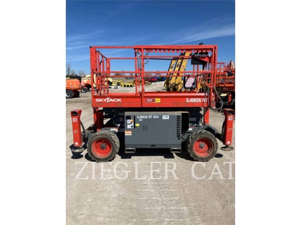 Skyjack SJ6826RT Makasli platformlar
