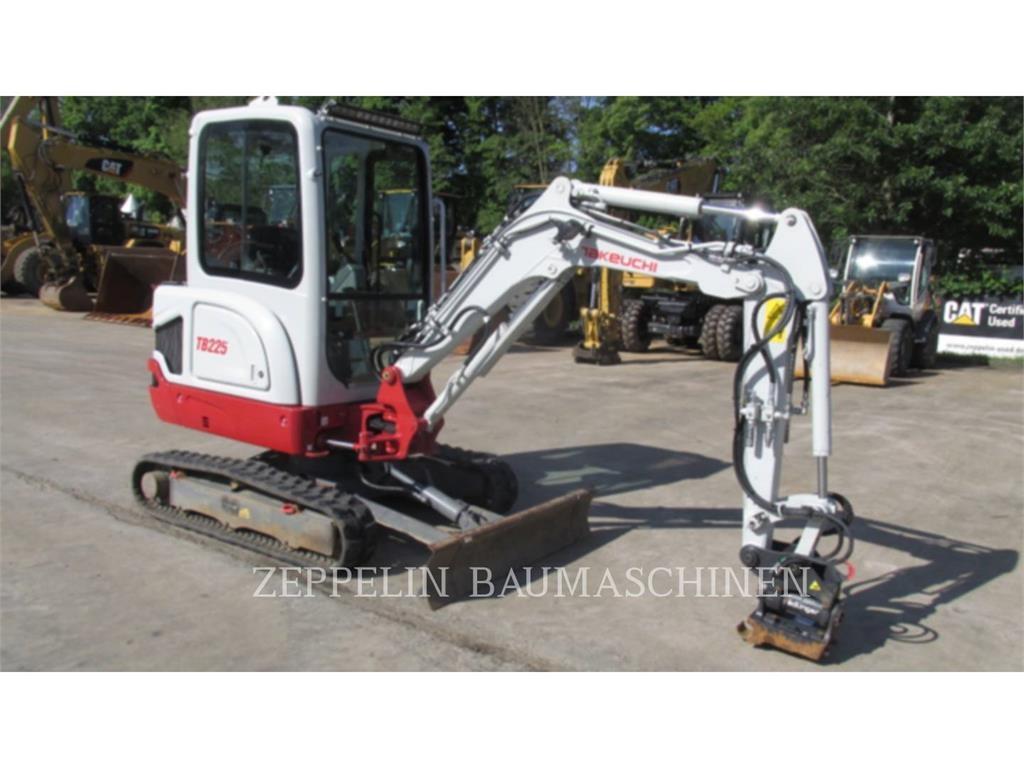 Takeuchi TB225 Paletli ekskavatörler