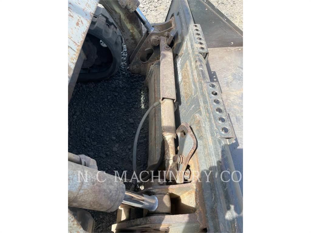 Takeuchi TL230 Skid steer loderler