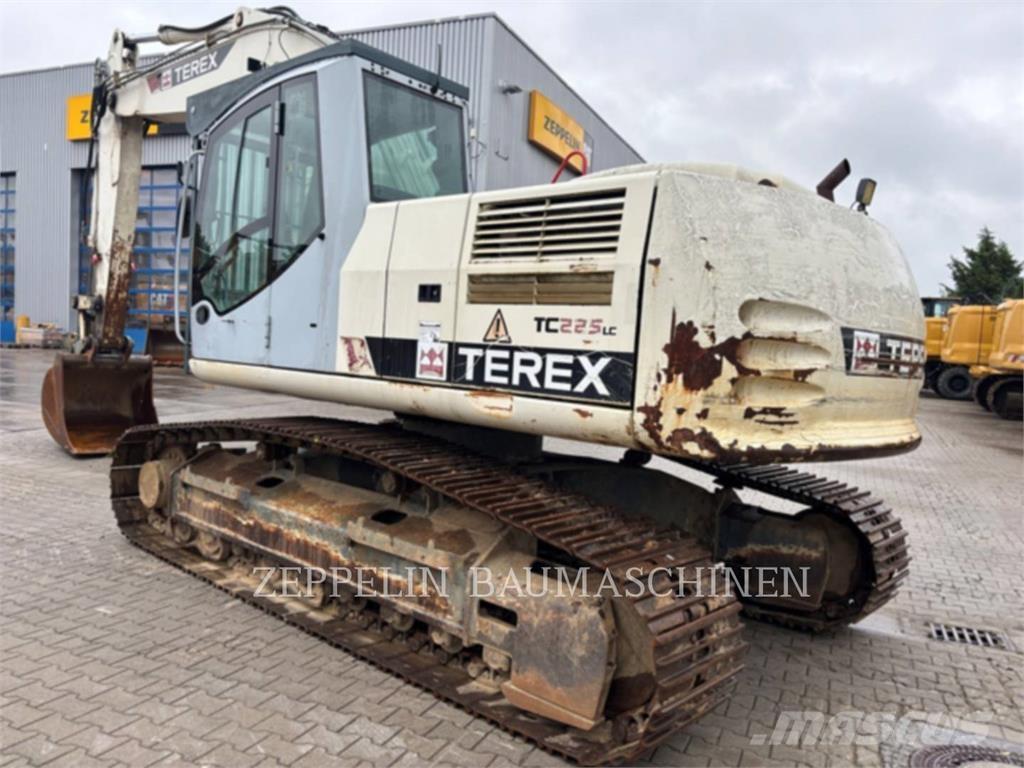 Terex TC225LC Paletli ekskavatörler