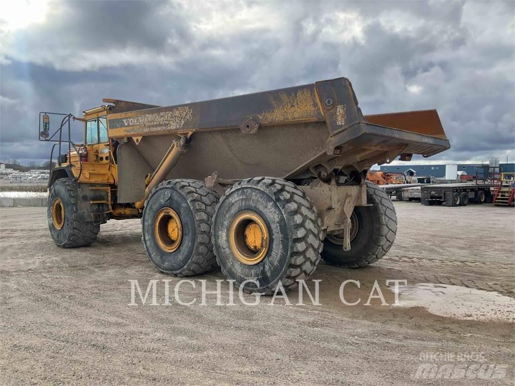 Volvo A40C Belden kirma kaya kamyonu