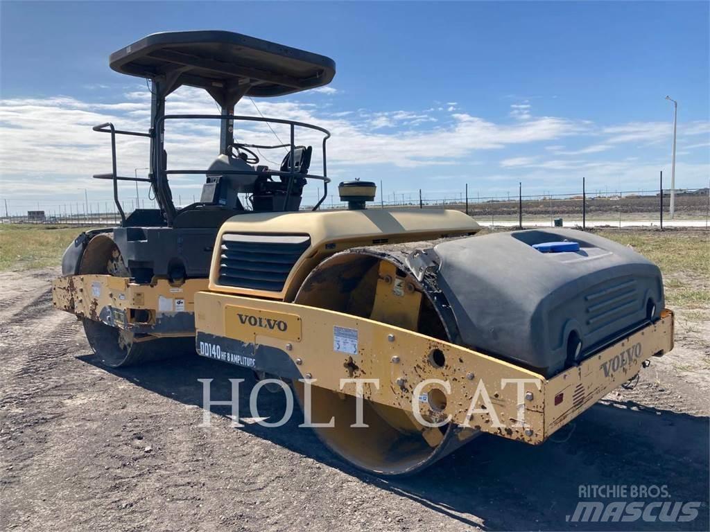 Volvo DD140 Çift tamburlu silindirler