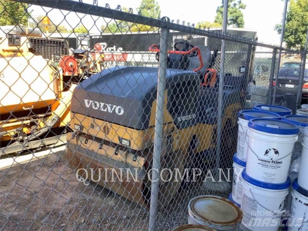Volvo DD308 Bitüm pülverizatörleri