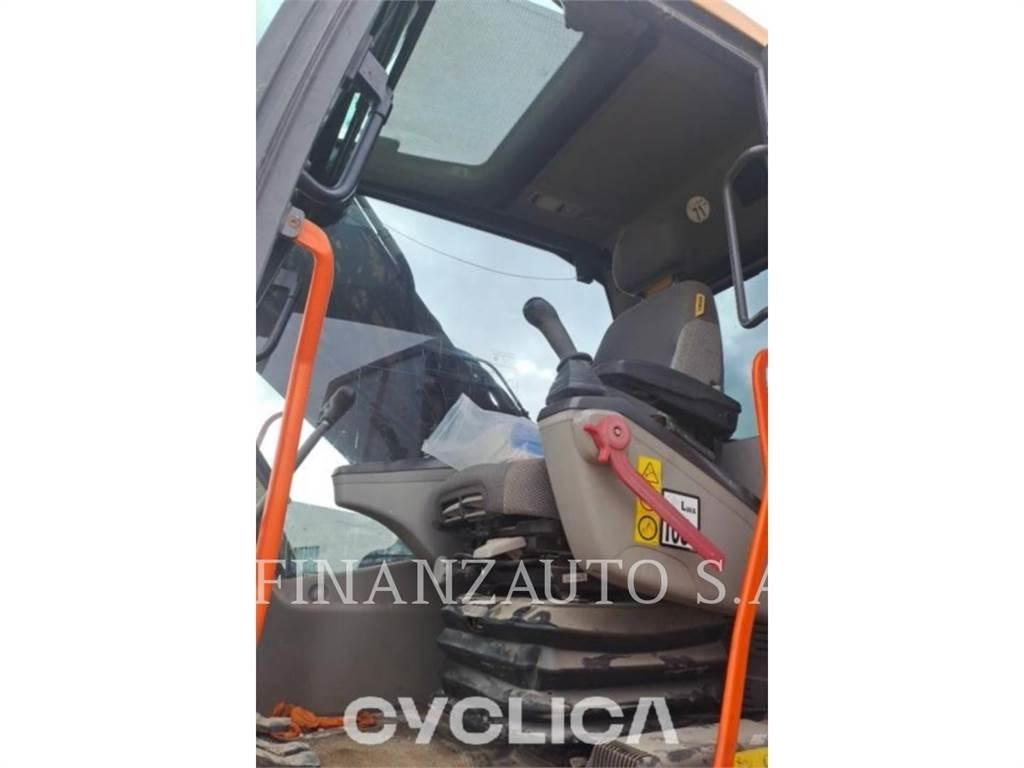 Volvo EC300DNL Paletli ekskavatörler