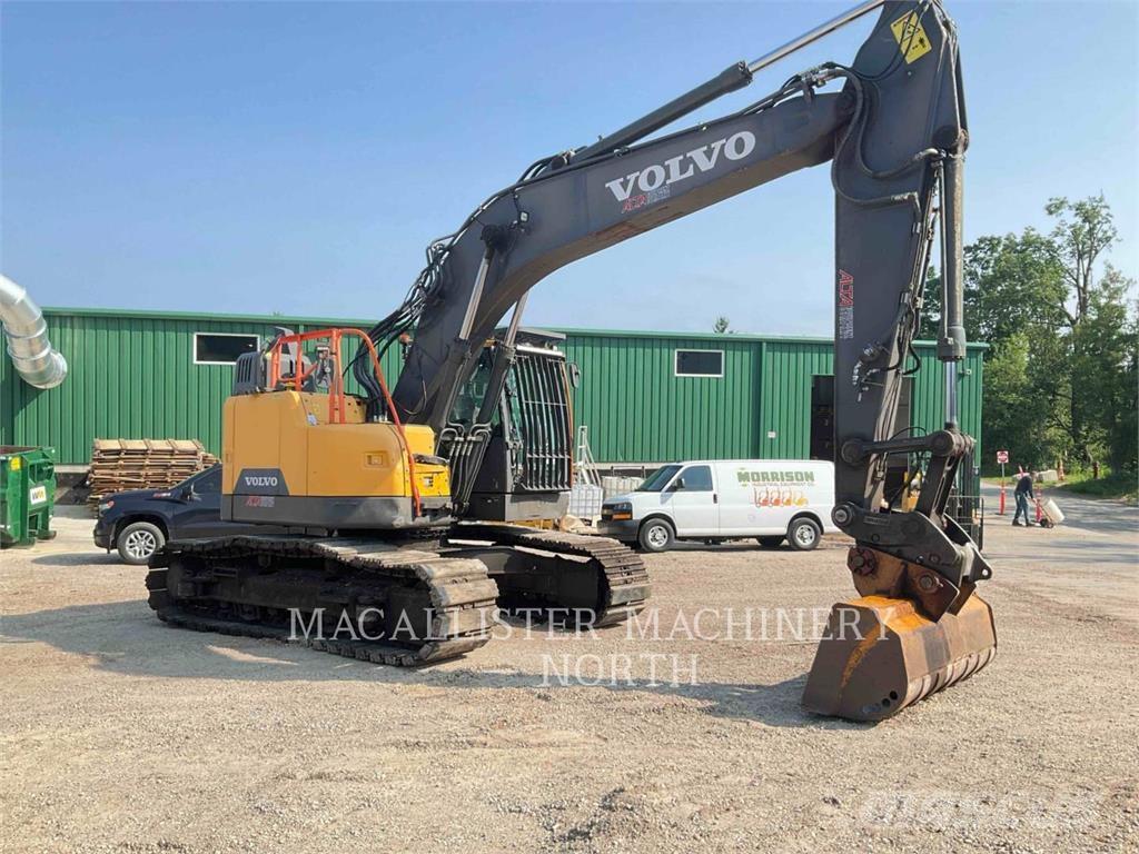 Volvo ECR235EL Paletli ekskavatörler