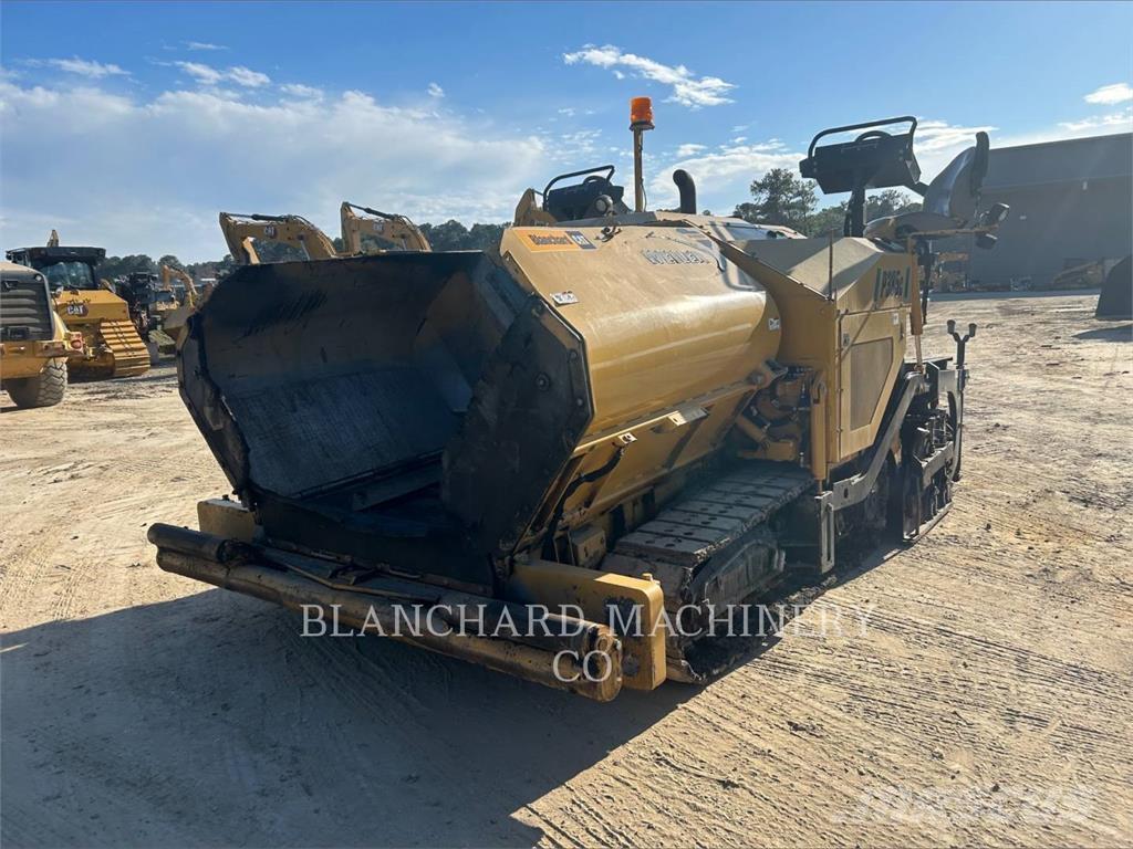 Weiler P385C Asfalt sericiler