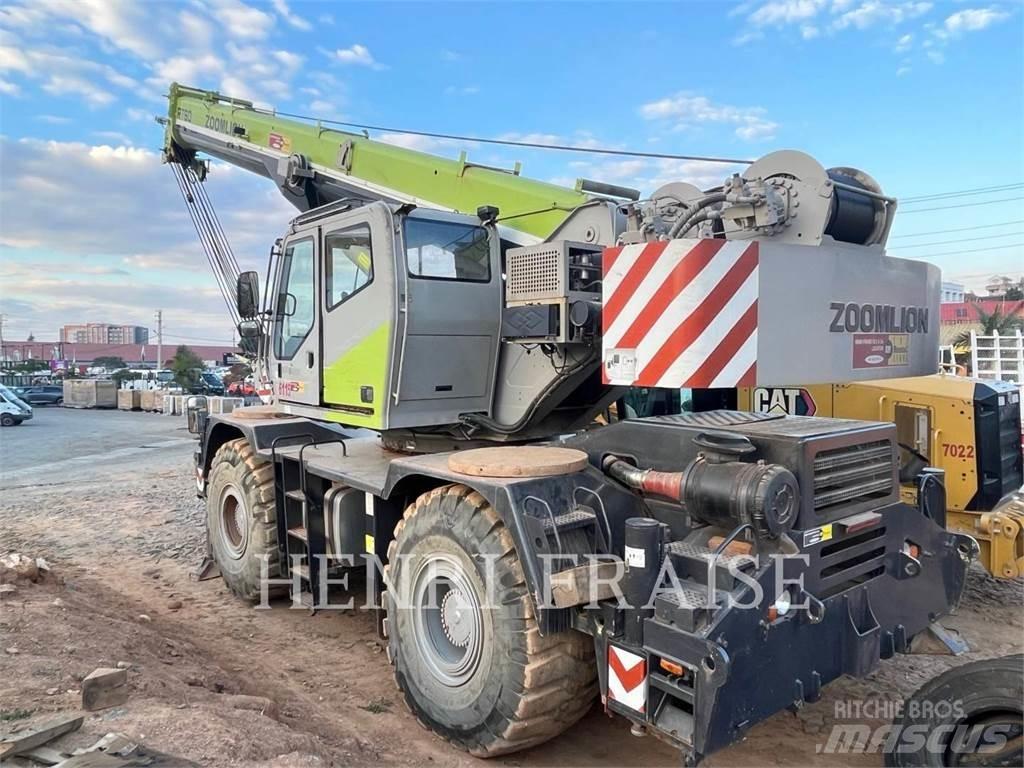 Zoomlion ZRT600 Yol-Arazi Tipi Vinçler (AT)