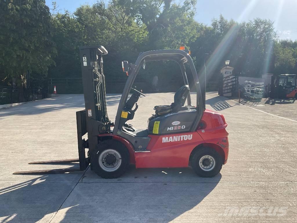 Manitou MI 25 G Teleskopik yükleyiciler