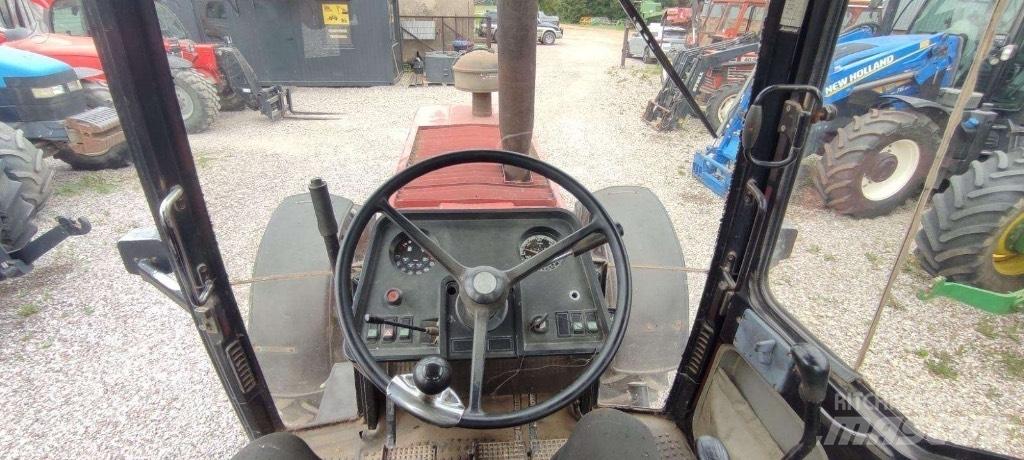 Case IH 1255 XL Traktörler
