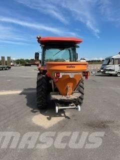 Kubota L2-452 Traktörler