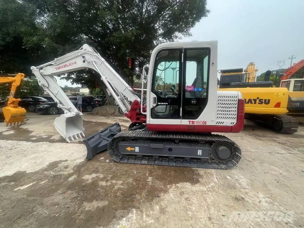 Takeuchi TB180C Paletli ekskavatörler