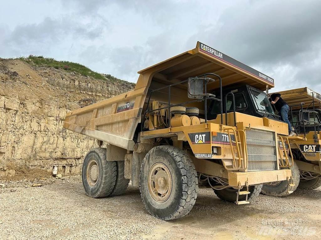 CAT 771D Belden kirma kamyonlar