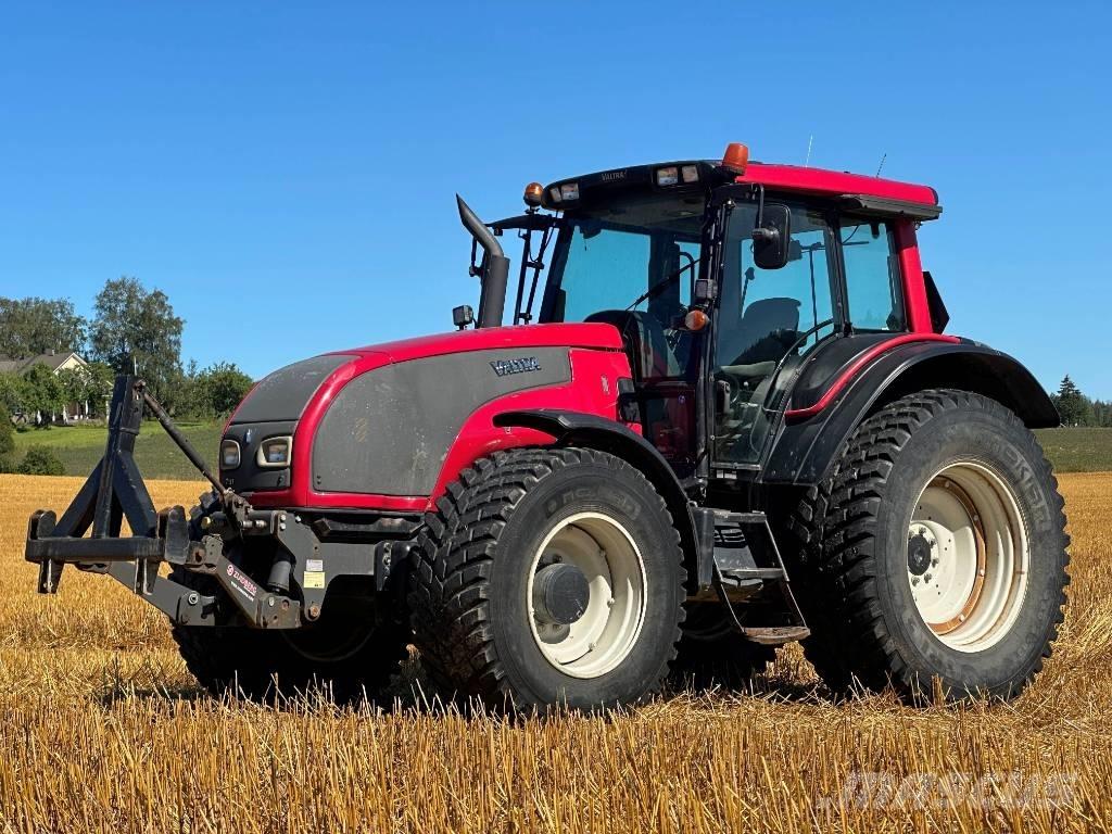 Valtra T 151 Traktörler
