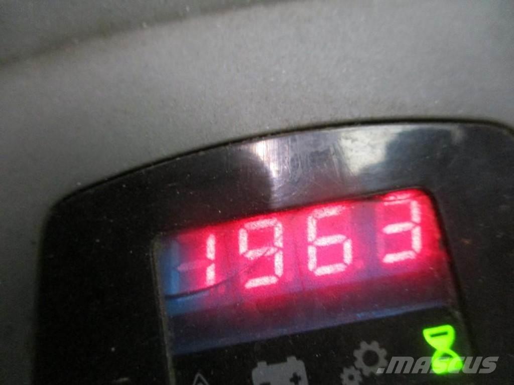 Toyota LPE 200 Düsük seviye platformu