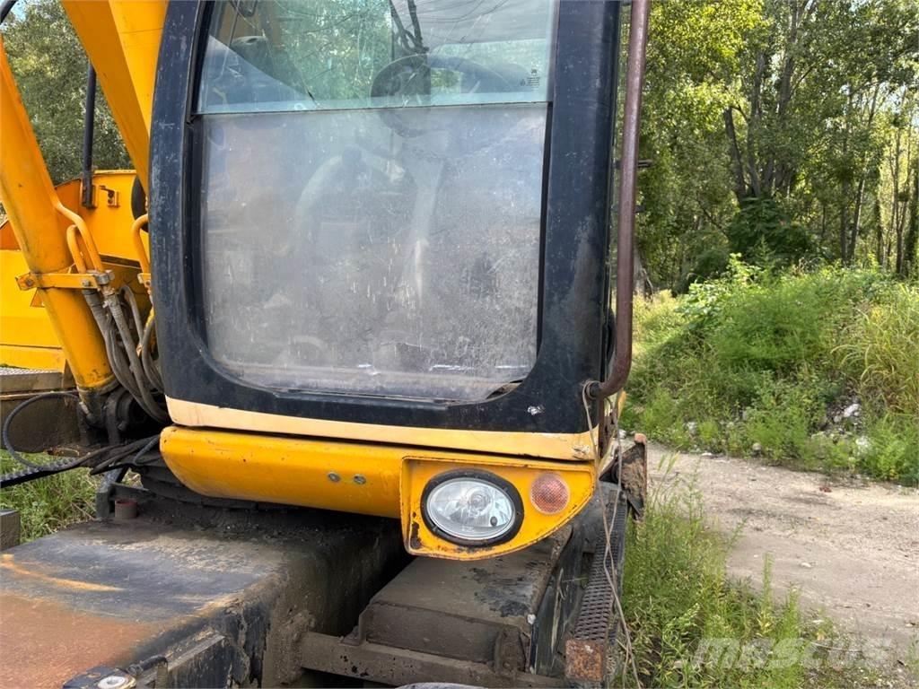 JCB JS 145 W Diger