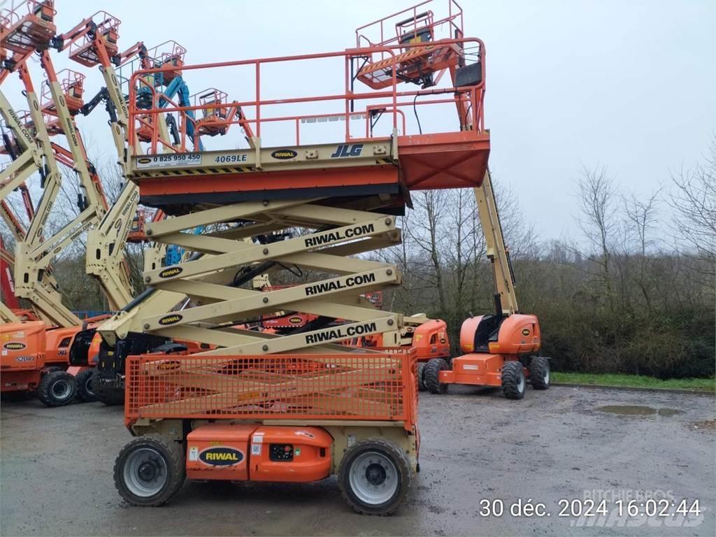 JLG 4069LE Makasli platformlar