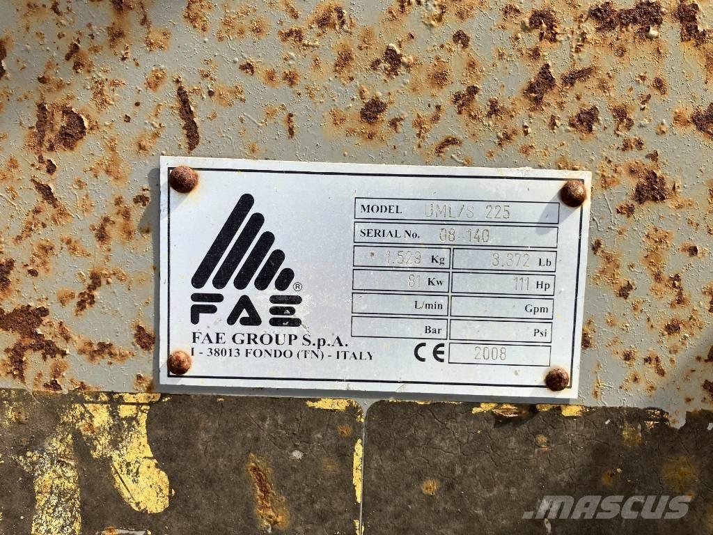 FAE UML/S 225 Üniversal ekim makinasi