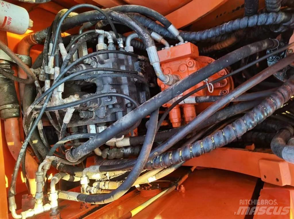 Doosan 150 W-7 Lastik tekerli ekskavatörler